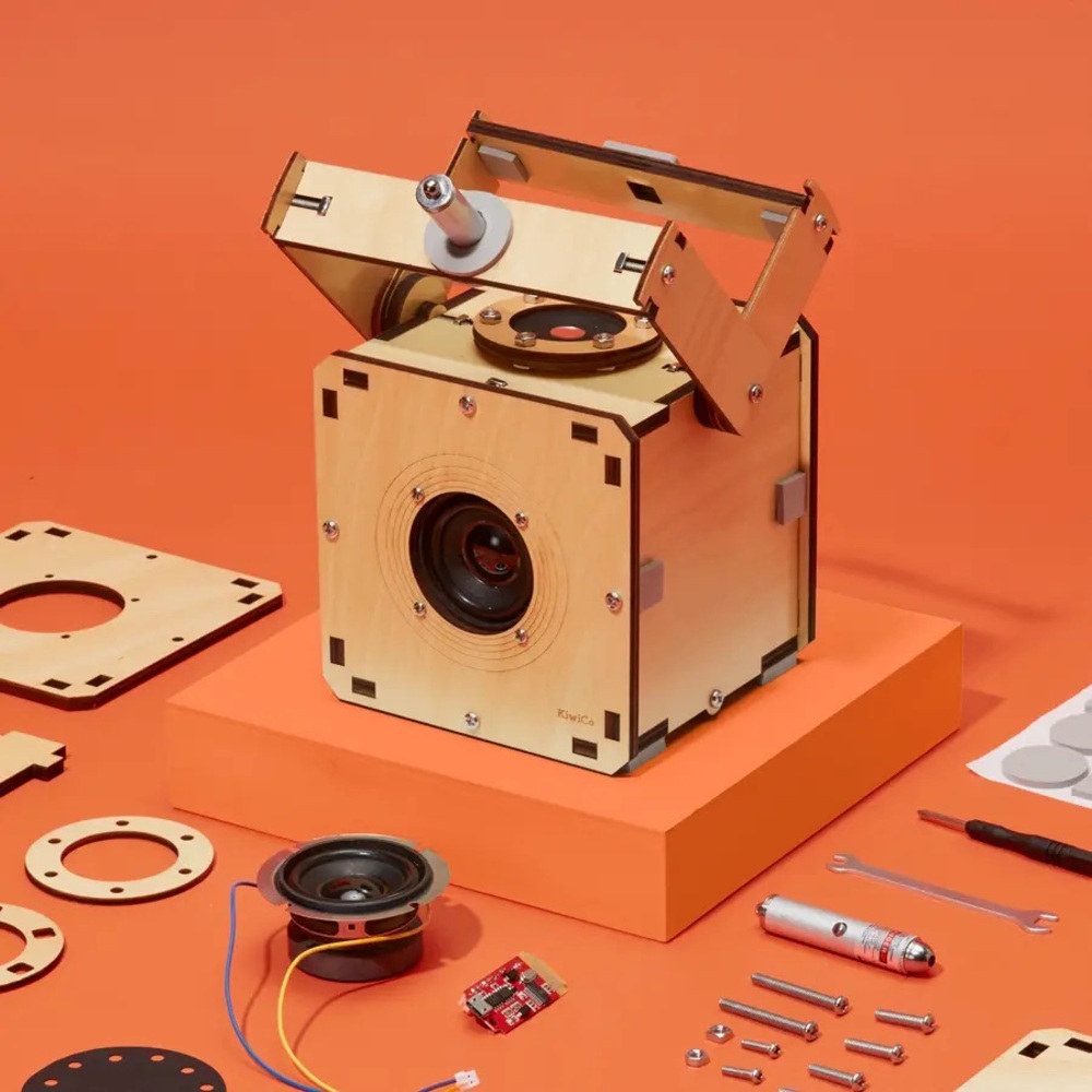 NWT KiwiCo Laser Speaker